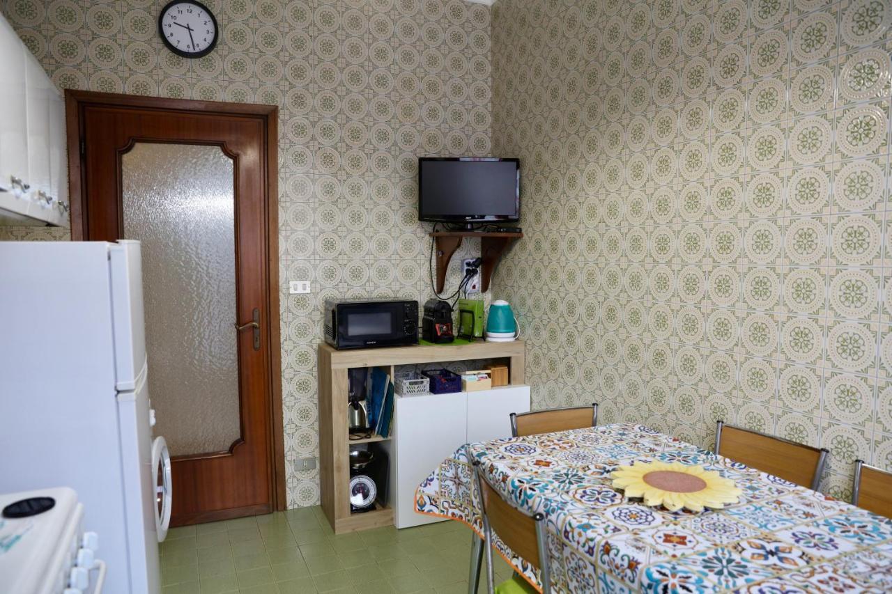 La Casa Dei Nonni - Ampio Trilocale Zona Lingotto Leilighet Torino Eksteriør bilde